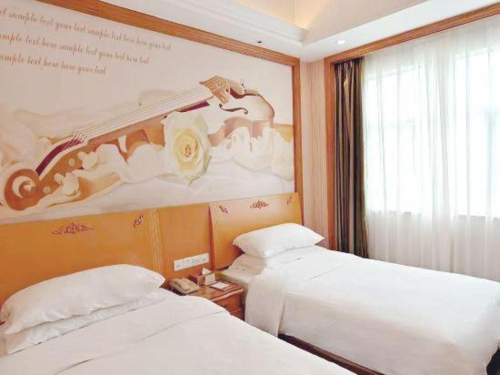 Vienna Classic Hotel Guangdong Yangxi Moon Bay Eksteriør bilde