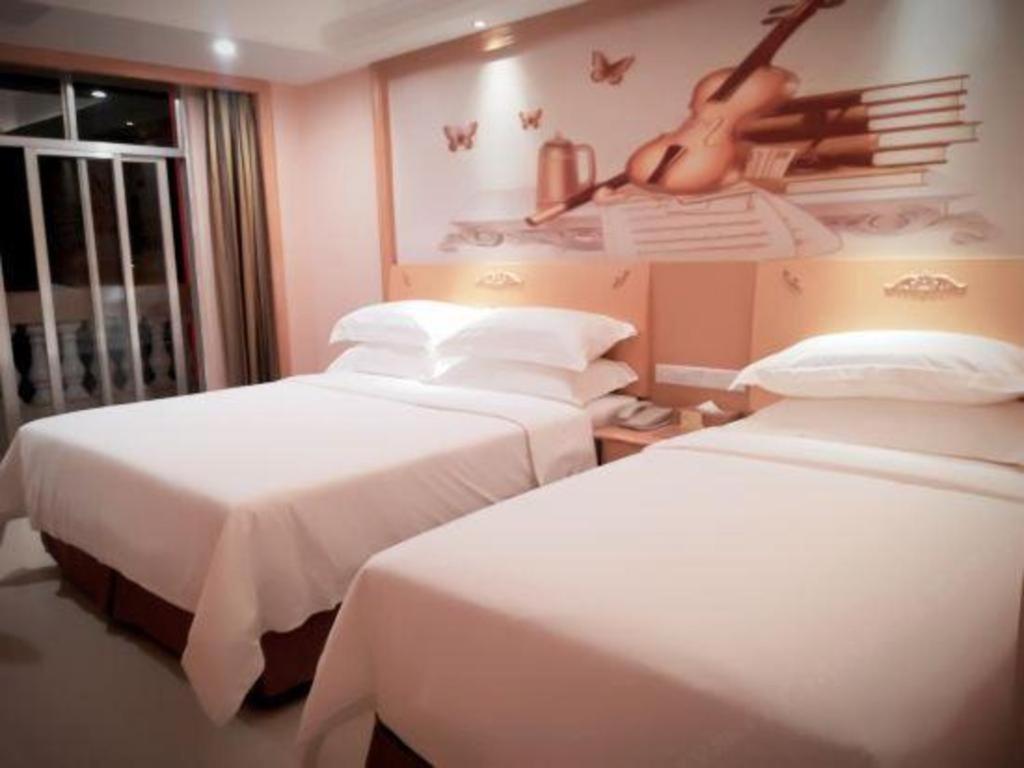 Vienna Classic Hotel Guangdong Yangxi Moon Bay Eksteriør bilde