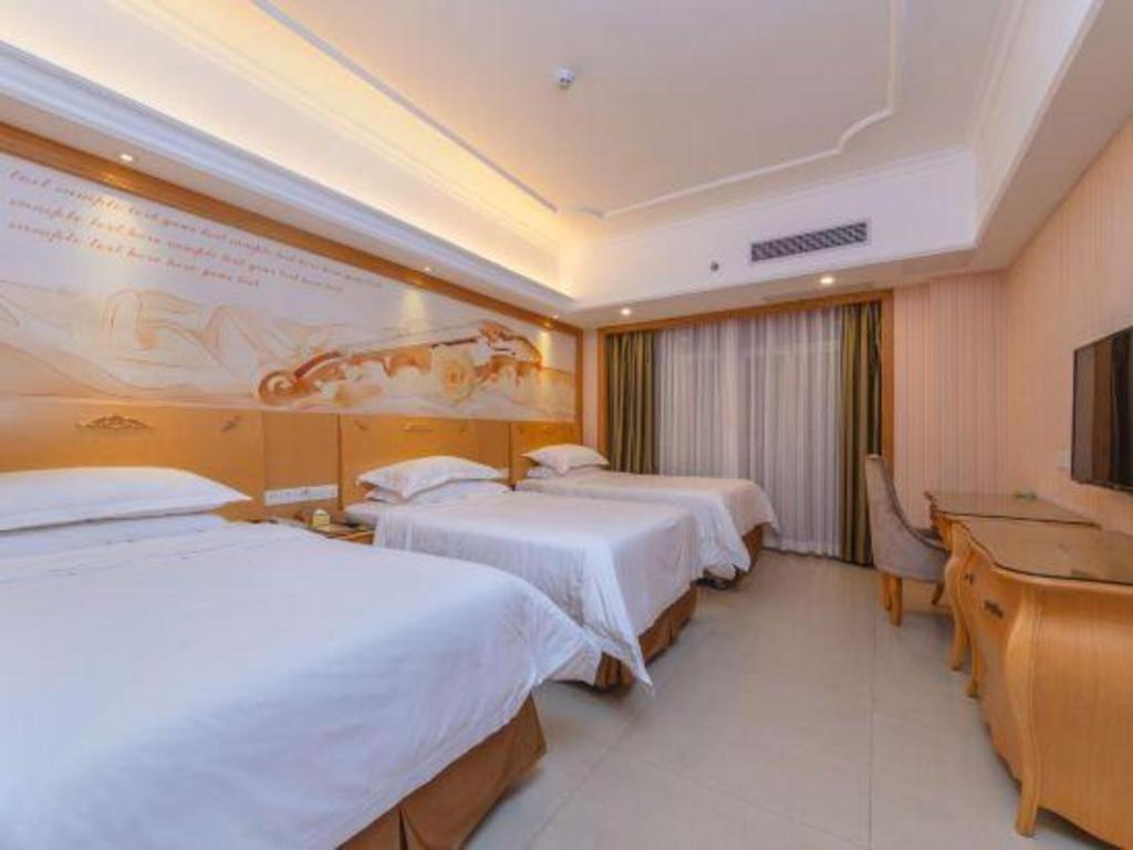 Vienna Classic Hotel Guangdong Yangxi Moon Bay Eksteriør bilde