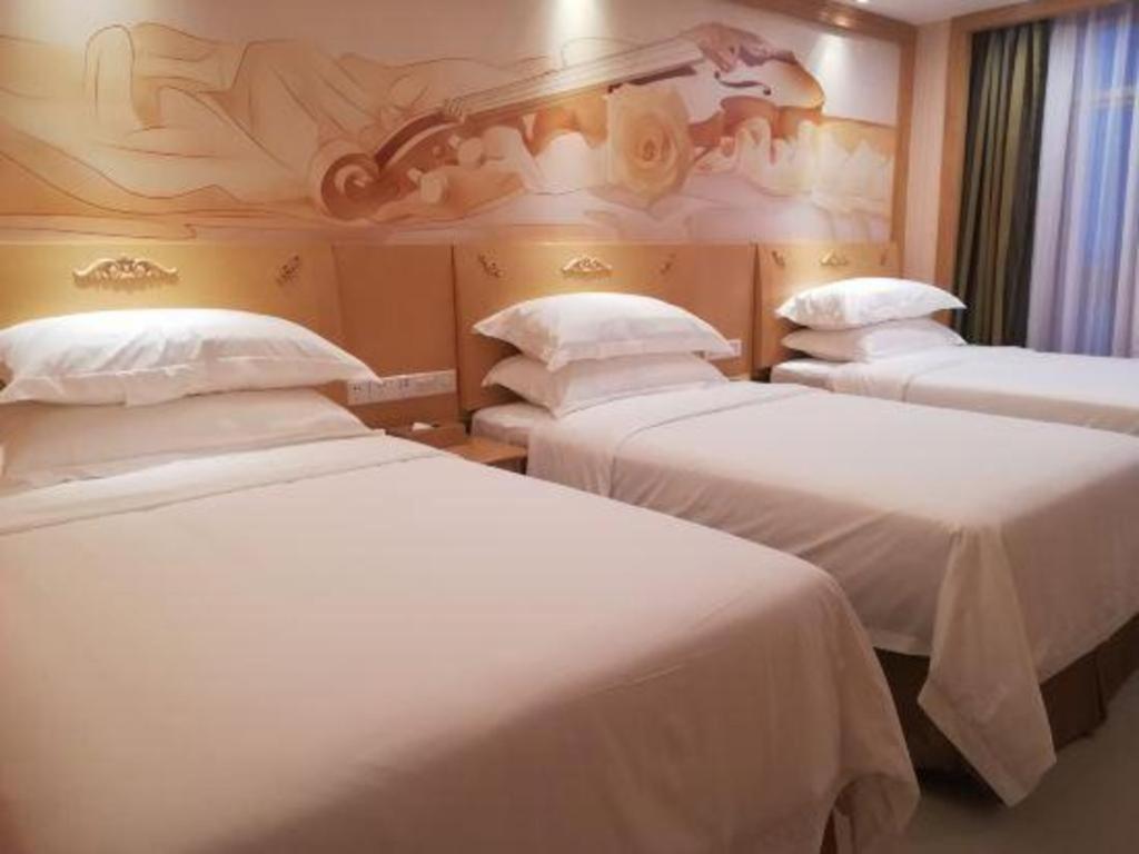 Vienna Classic Hotel Guangdong Yangxi Moon Bay Eksteriør bilde